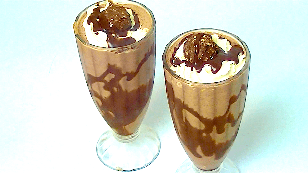 FERRERO ROCHER MILKSHAKE - COOK WITH FAIZA