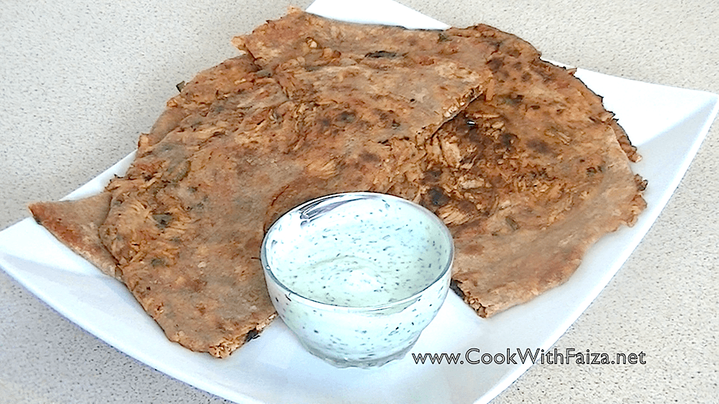 CHICKEN JALFREZI PARATHA | Cook With Faiza