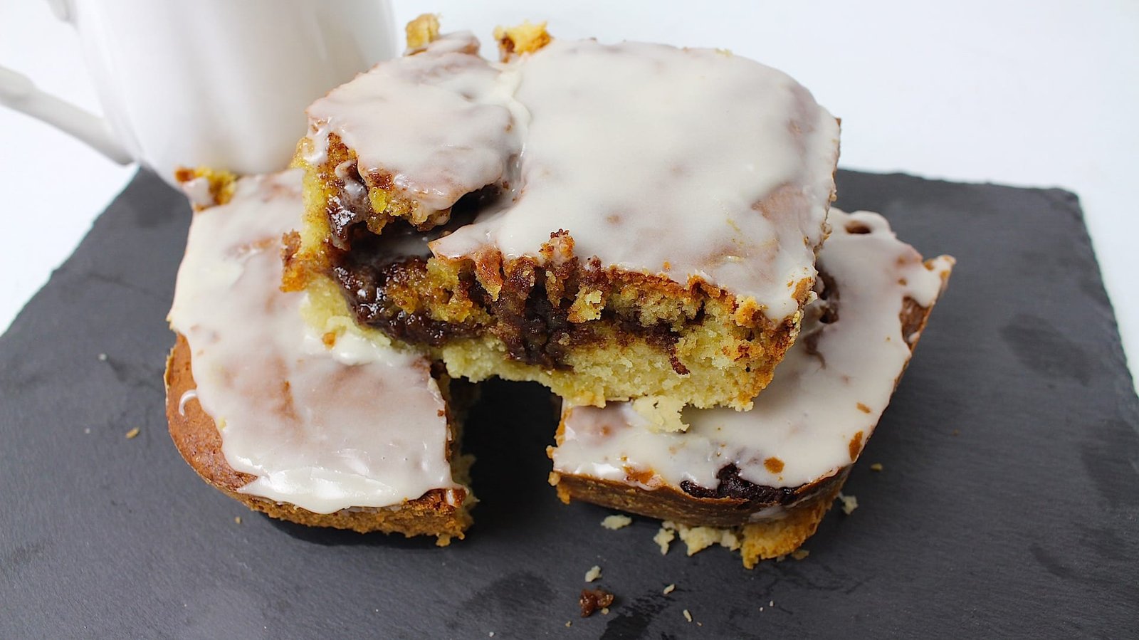 Cinnamon Roll Cake Recipe by Cook With Faiza