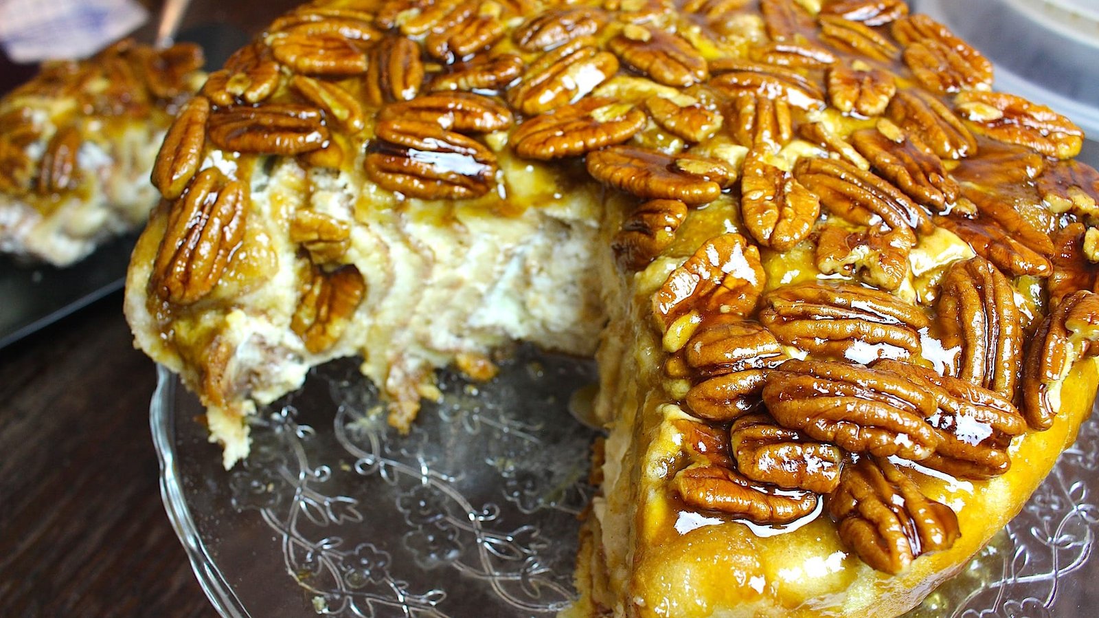 Sticky Bun Cake Recipe | Cook With Faiza