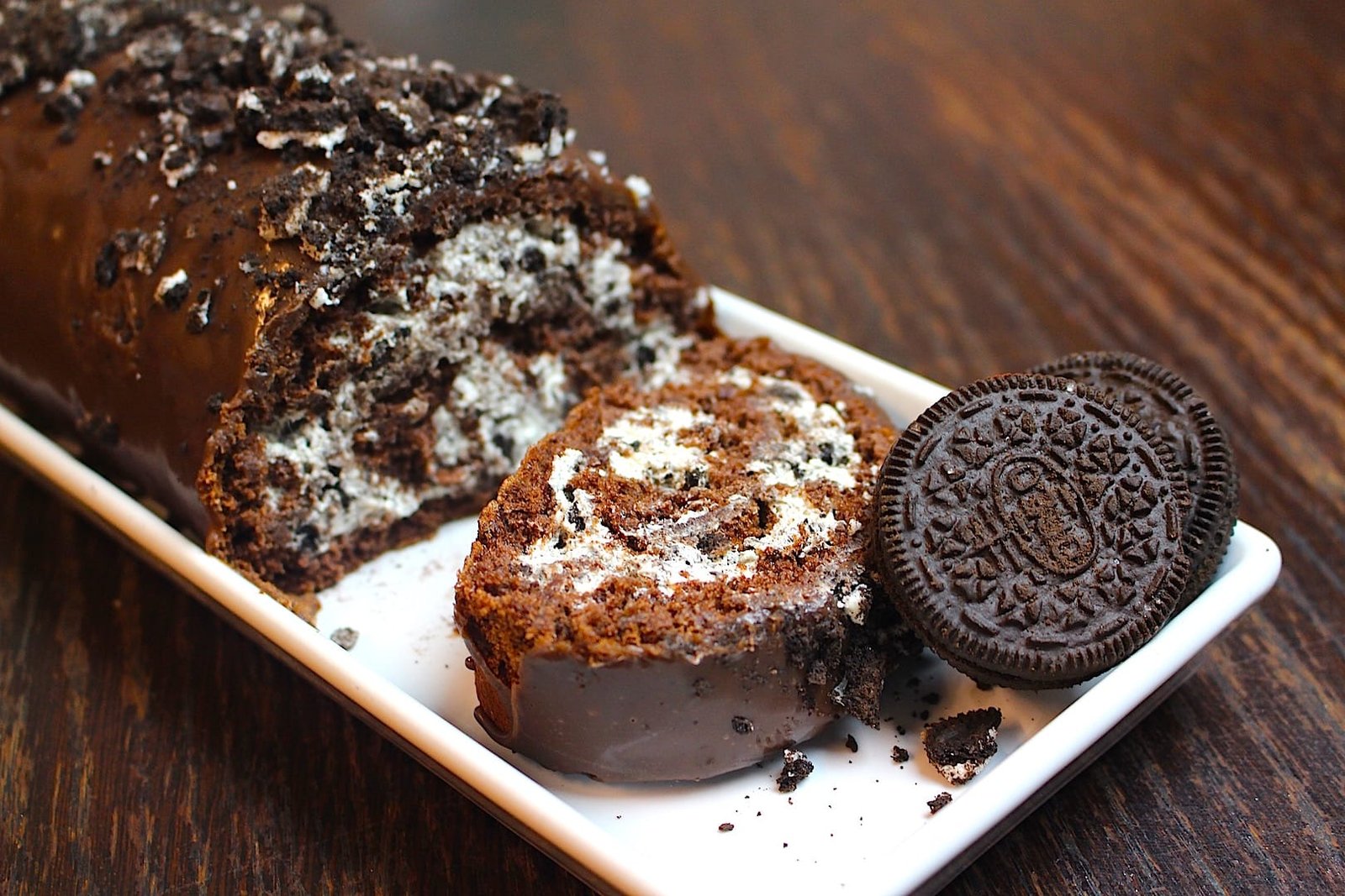 CHOCOLATE SWISS ROLL (OREO) *COOK WITH FAIZA*